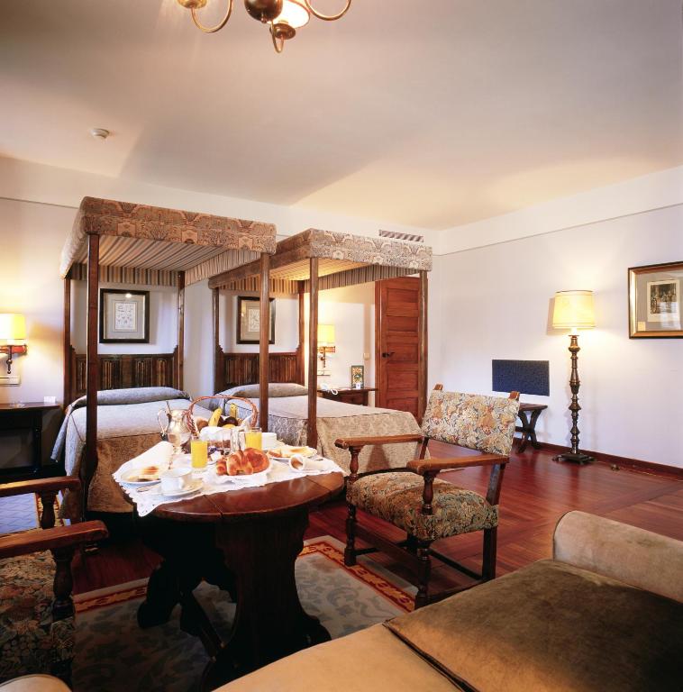 Parador de Santiago - Hostal Reis Catolicos - 18
