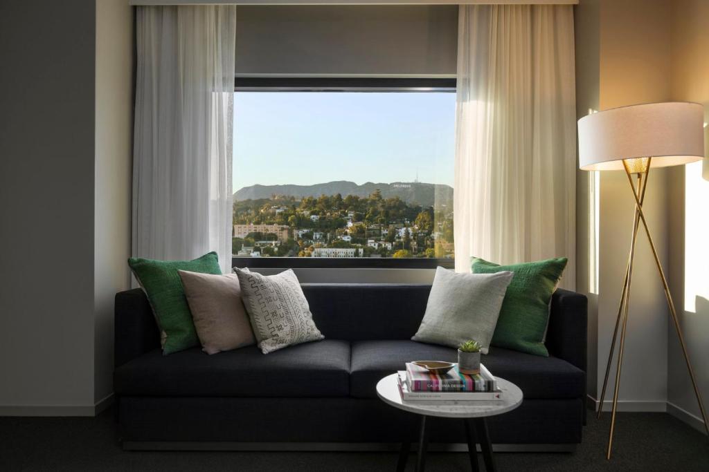 Kimpton Everly Hotel Hollywood by IHG photo