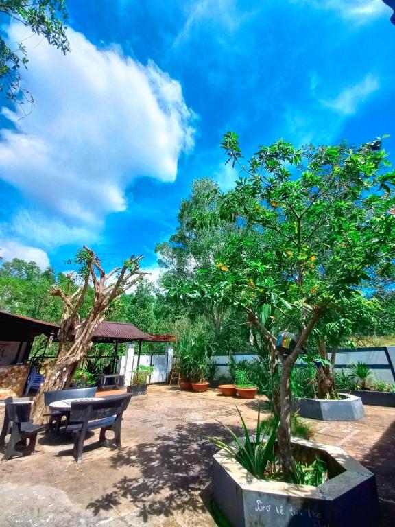 Zahrada ubytování Ben Guesthouse Phu Quoc