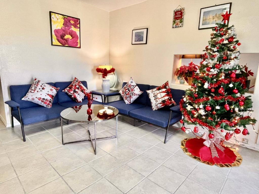 Lincies House - Housity