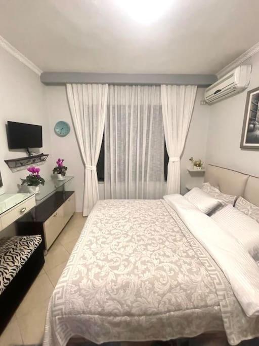 Nice central apartment in Tirana city