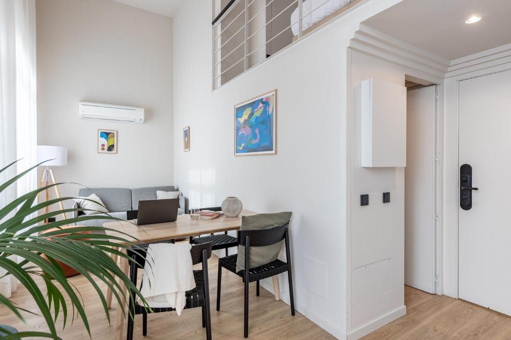 Líbere Madrid Palacio Real - Resim 19