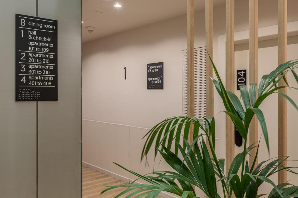 Líbere Madrid Palacio Real - Resim 38