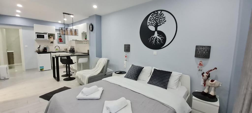 Cozy apartment with garden near town center, fully renovated., Αθήνα –  Ενημερωμένες τιμές για το 2024