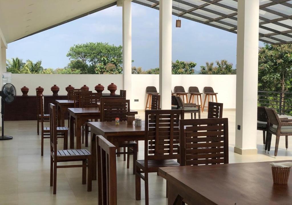 Restaurace v ubytování Atteriya SIGIRIYA