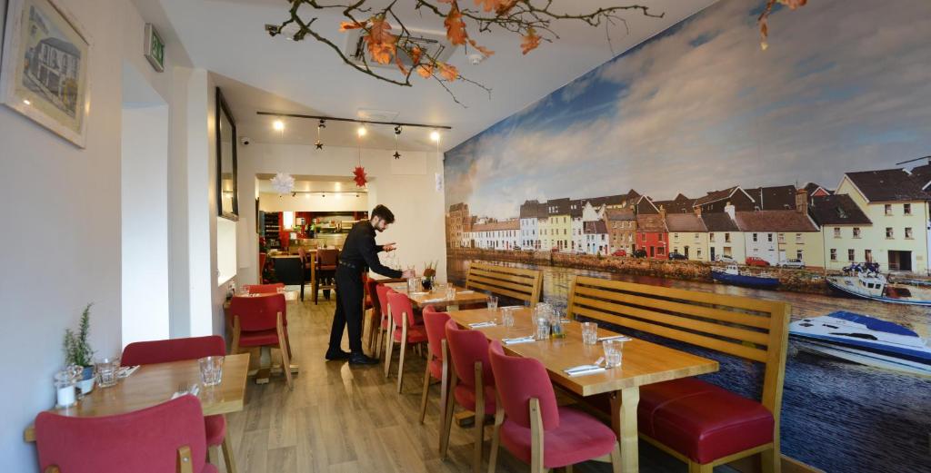 Imperial Hotel Galway - Resim 4