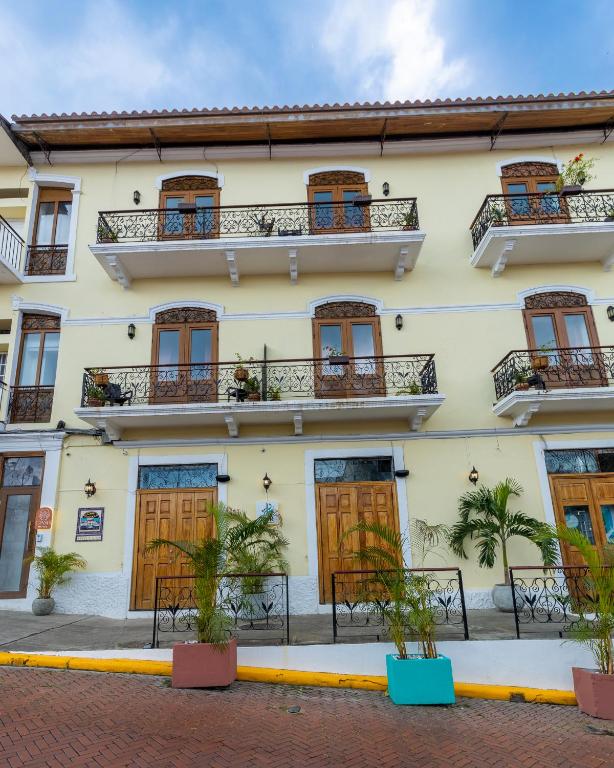 Budova, kde se hotel nachází