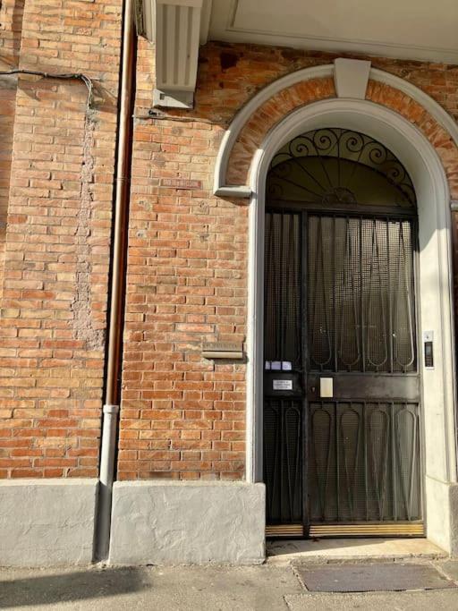 The facade or entrance of Deliziosa Casetta a Bologna