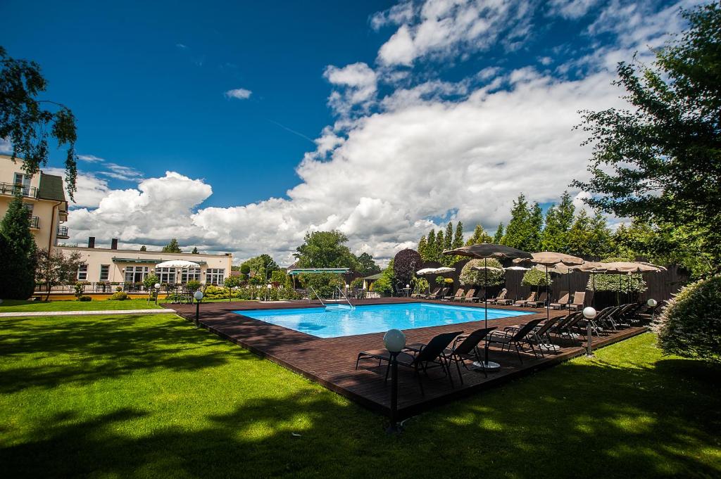 Bazén v ubytování Spa Hotel Diana nebo v jeho okolí