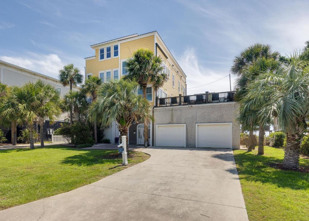 Holiday home East Ashley Avenue 1677A Sunkissed, Folly Beach, USA