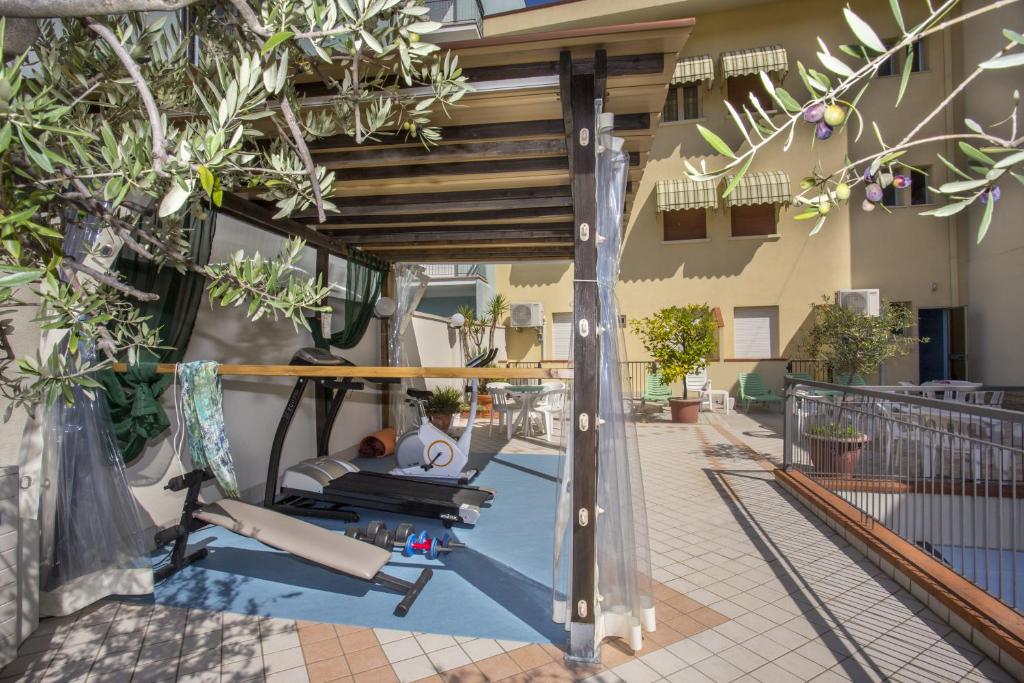 A balcony or terrace at Hotel Lugano