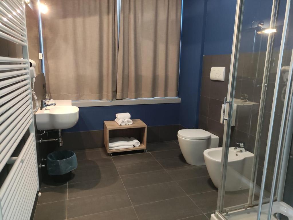 Koupelna v ubytování Valtidone Hotel