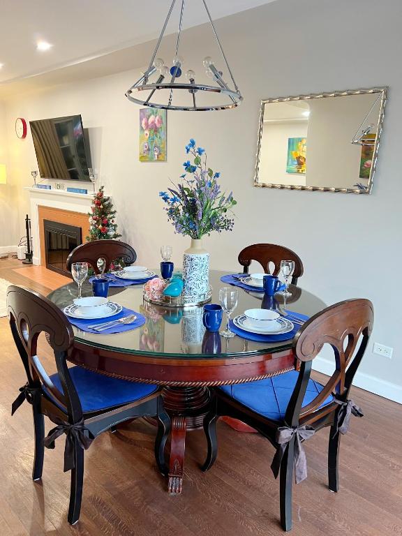 Lavender 2 bedrooms unit