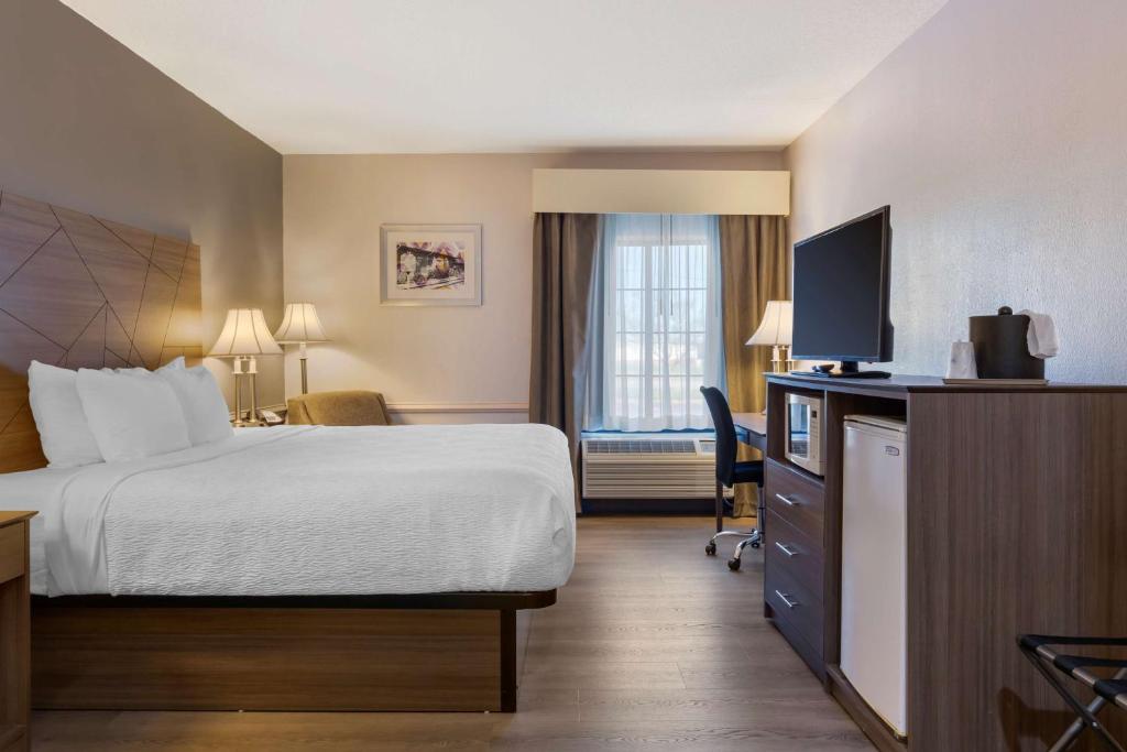 Best Western Plus South Hill Inn - King Suite Con Bañera De Hidromasaje - No Fumar