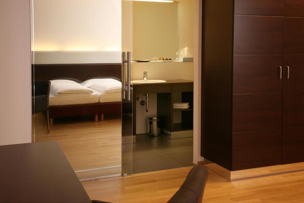 Hotel Schwarzer Bär - 11