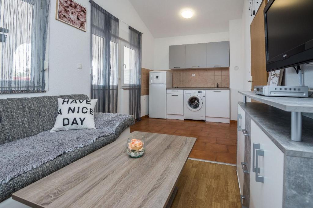 Kuchyňa alebo kuchynka v ubytovaní Apartment Wenig