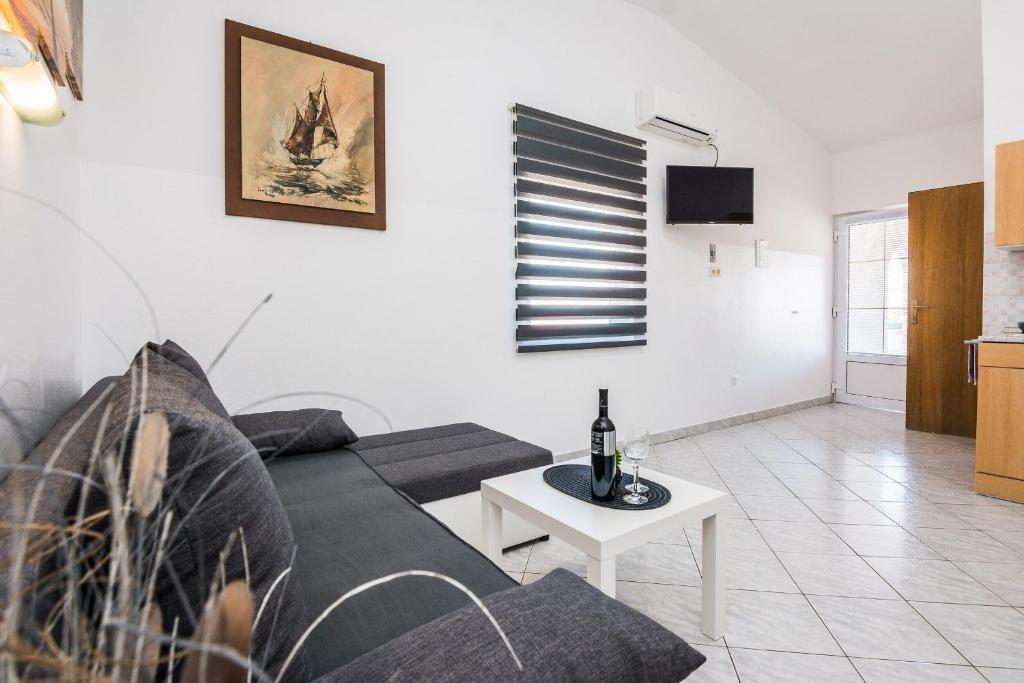 Część wypoczynkowa w obiekcie Apartments Skundric