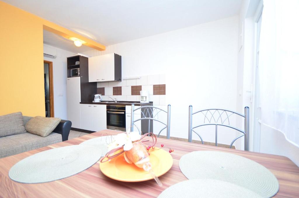 Kuchyň nebo kuchyňský kout v ubytování Apartments Brandis