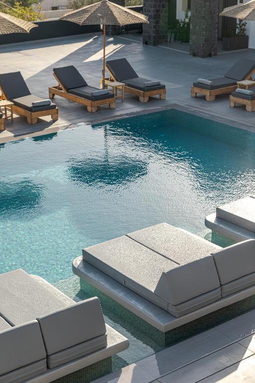 Bazén v ubytování Onyx Hotel & Suites nebo v jeho okolí