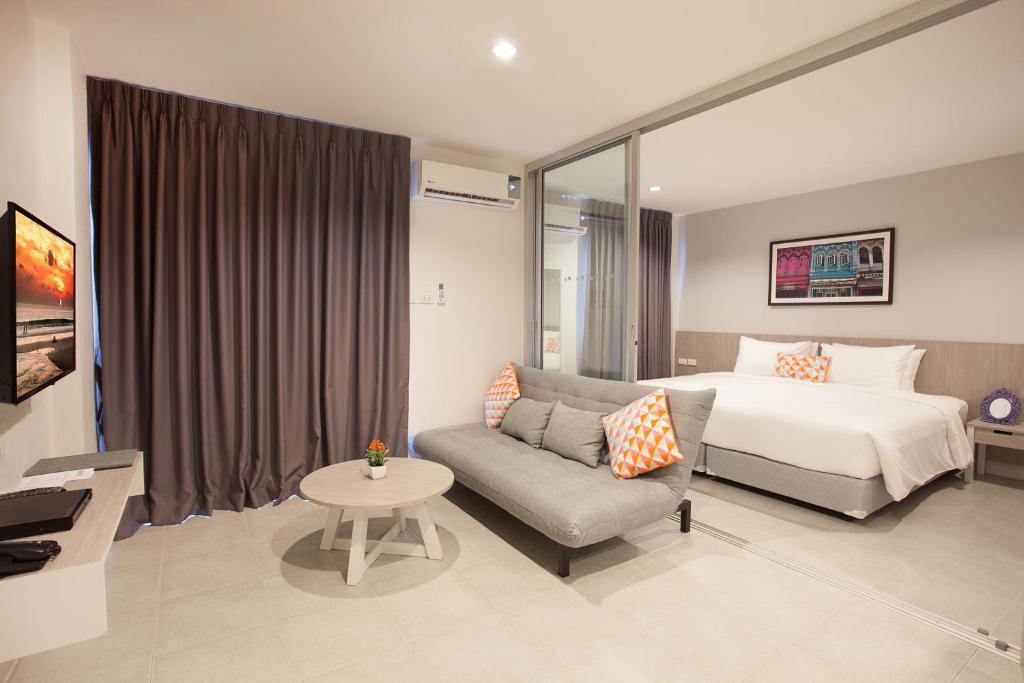 Recenta Suite Phuket Suanluang - Resim 38