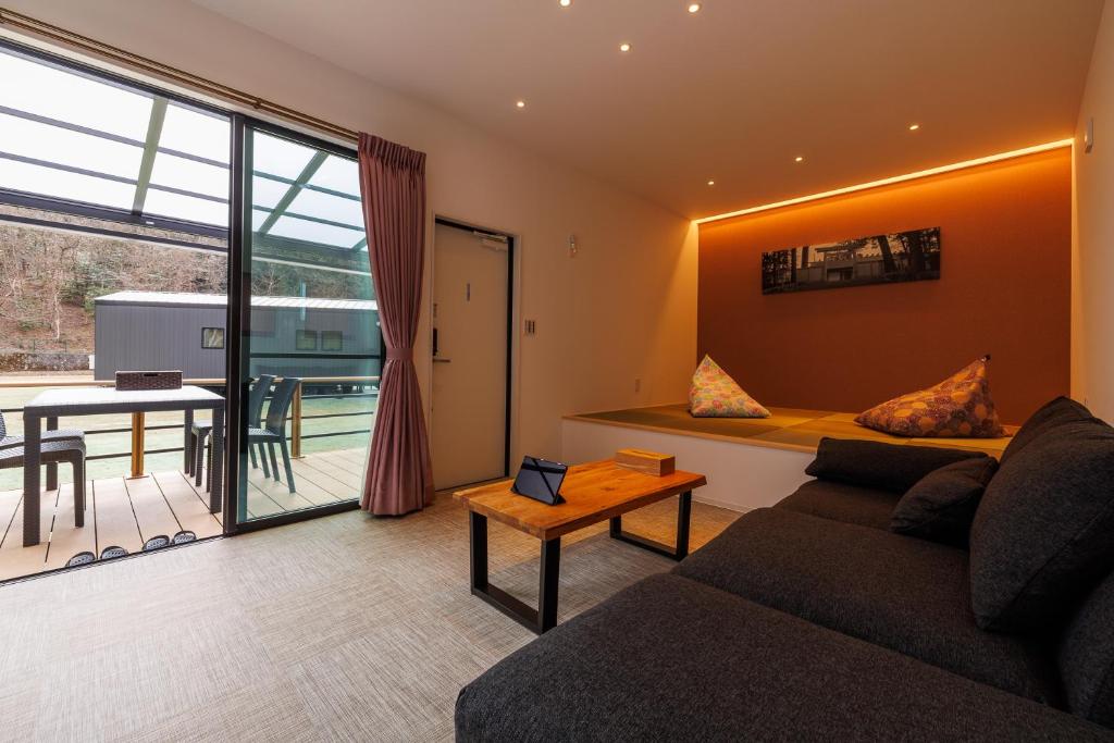 Luxury Trailers 離宮 伊勢 - Two-Bedroom Villa