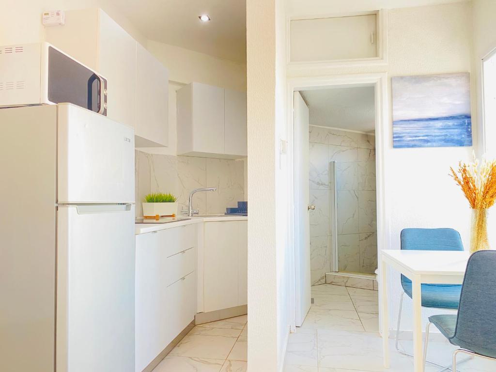 Phaedrus Living : Luxury Flat Lighthouse 75 - Studio With Sea View