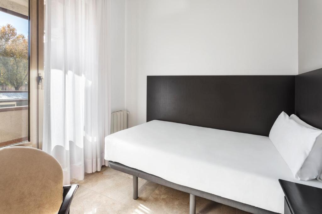 Hotel Victoria Valdemoro Inspired by B&B HOTELS, Valdemoro ...
