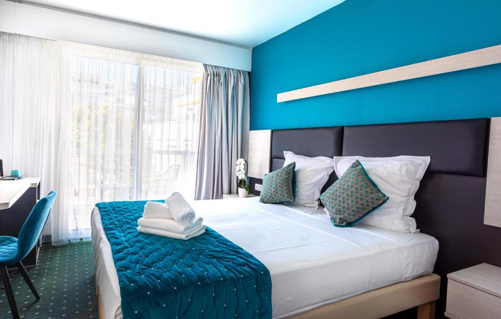 Hôtel Jardin Croisette - Resim 10