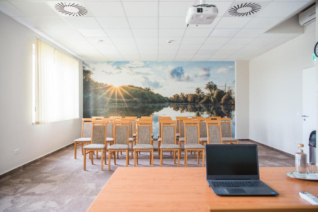 Gyirmót Sport & Wellness Hotel - Resim 8