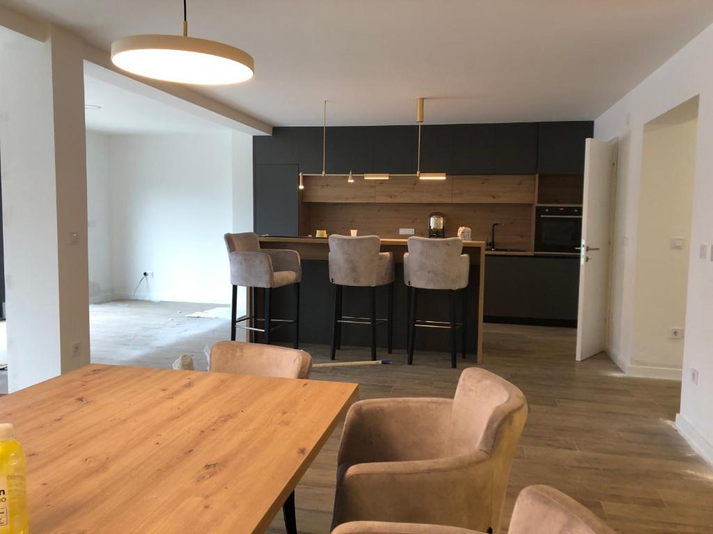 Kuchyň nebo kuchyňský kout v ubytování Luxury Apartments DS
