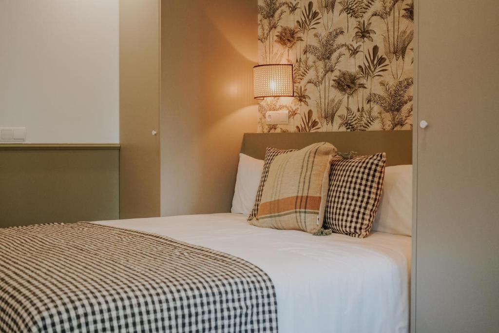 Postel nebo postele na pokoji v ubytování Casa Los Yayos by Nomad Stays