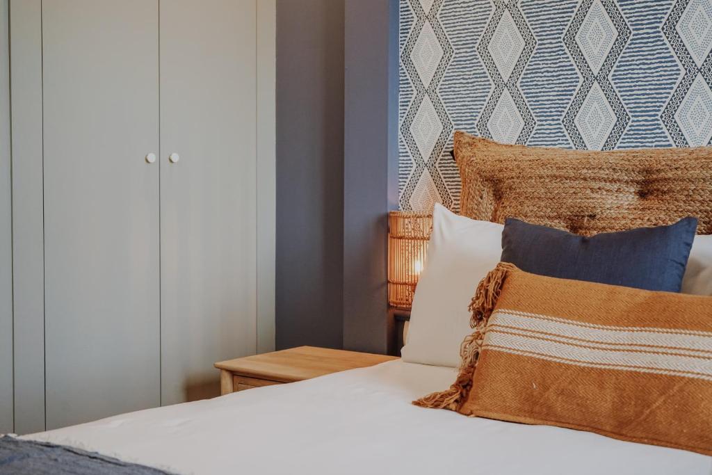 Postel nebo postele na pokoji v ubytování Casa Los Yayos by Nomad Stays