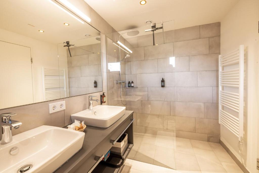 Alp Living Apartments Self-Check In - 15