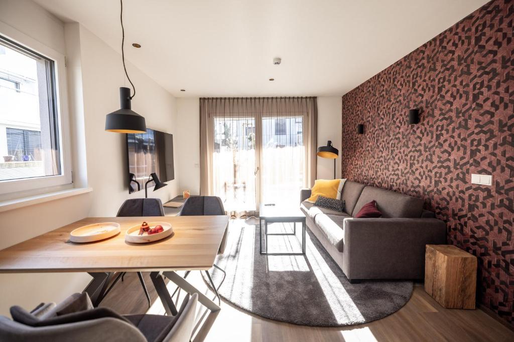 Alp Living Apartments Self-Check In - 11