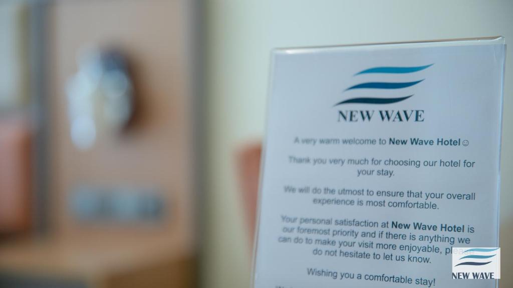 Certifikát, hodnocení, plakát nebo jiný dokument vystavený v ubytování New Wave Hotel