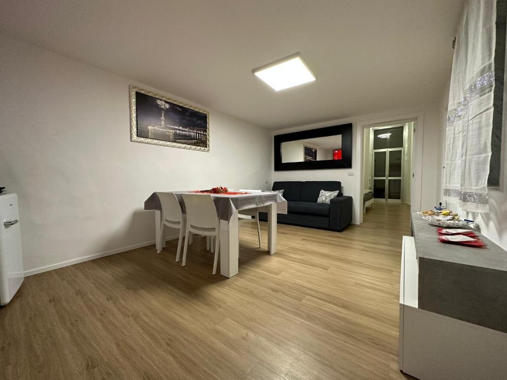 Kuchyň nebo kuchyňský kout v ubytování Raggio di Sole 2