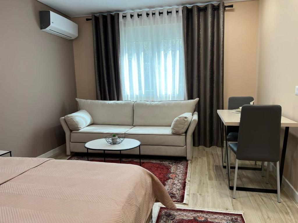 Smart Home , Lovely Apartment in Tirana - Luxe Appartement