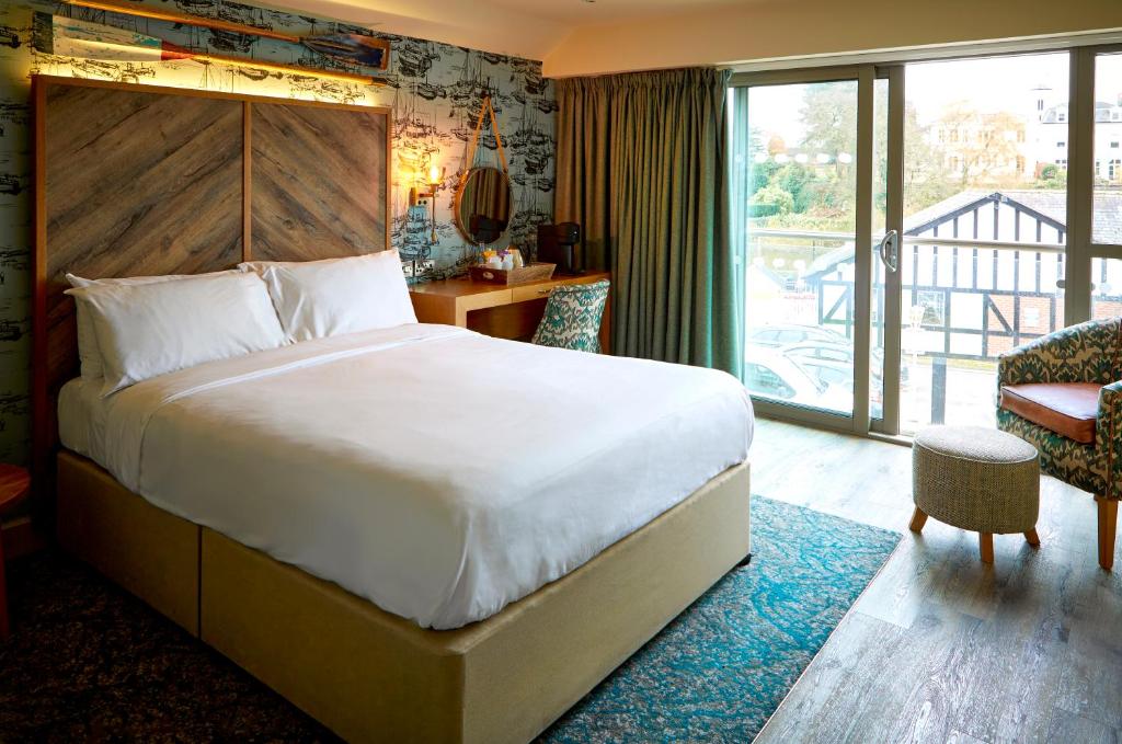 The Boathouse Inn & Riverside Rooms - Resim 5