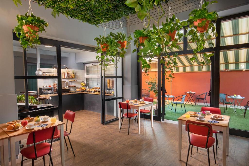 Bloom Hotel Rome - Resim 7