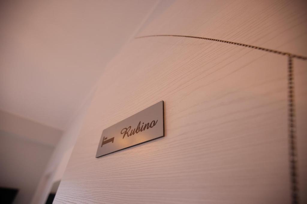 B&B Royal - Deluxe Double Room With Balcony And Sea View