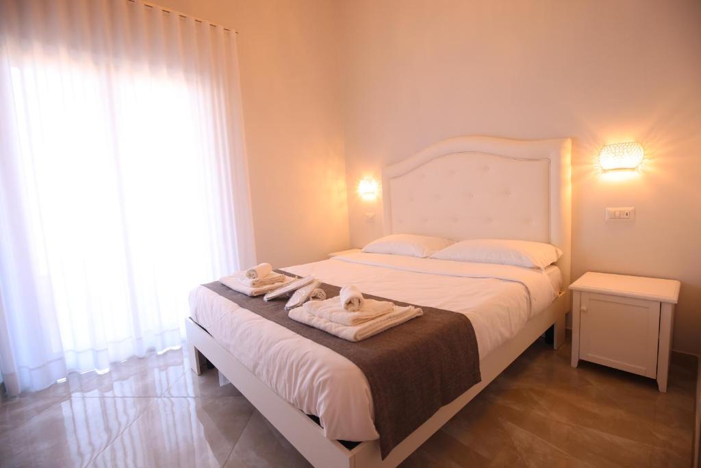 B&B Royal - Double Room With Terrace
