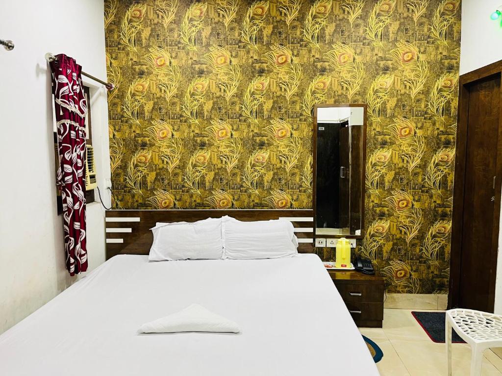 Postel nebo postele na pokoji v ubytování Hotel Airlines