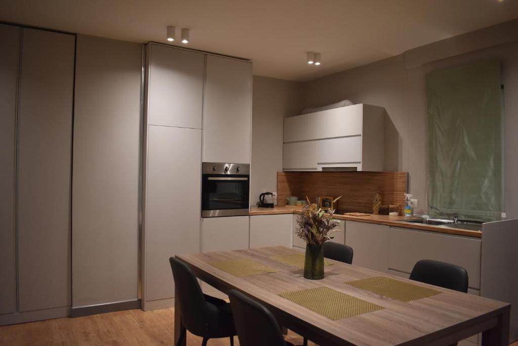 TAM Serviced Apartment Shallvaret Central District - Imazhi 14