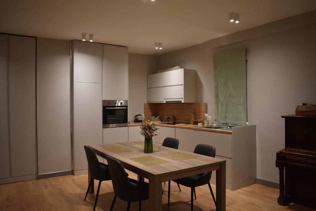 TAM Serviced Apartment Shallvaret Central District - Imazhi 3