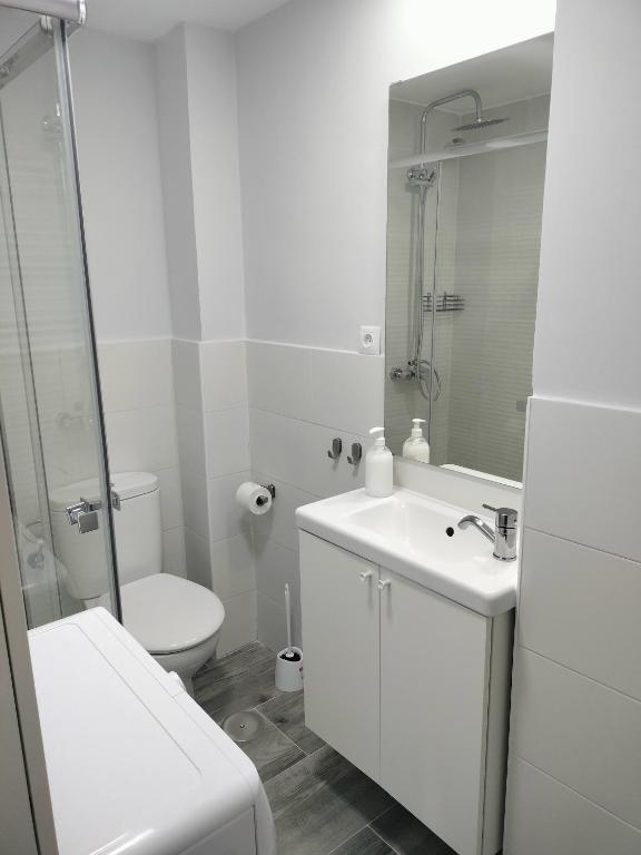 Alojamiento Turístico Las Cigüeñas - Appartement De Deux Chambres