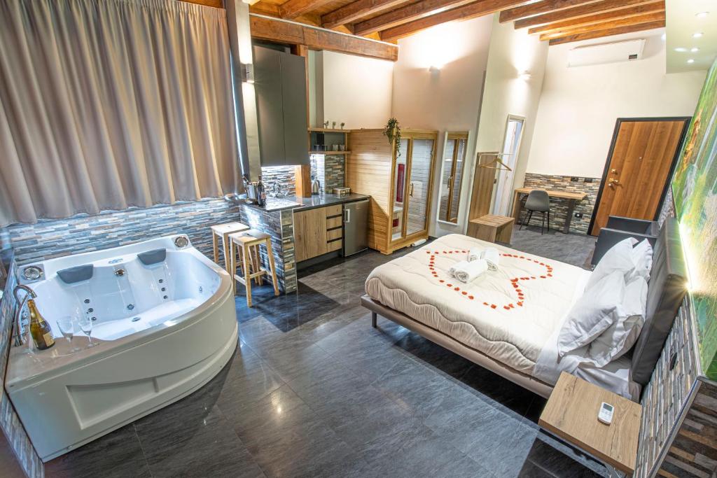 Virtus Prestige - Rooms & Apartments - Deluxe Suite With Spa Bath