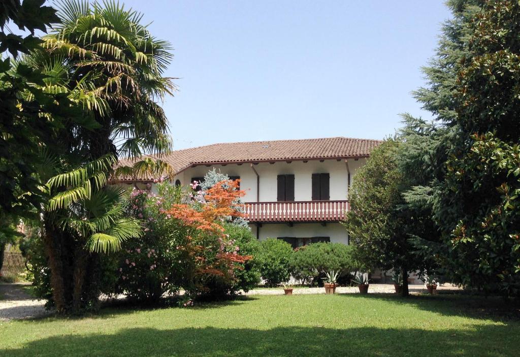 Κήπος έξω από το Casa di Mafalda