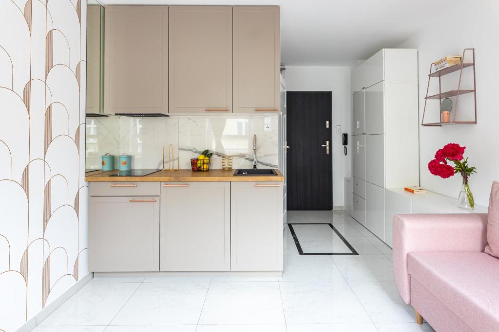 MOVEEN! Apartamenty Wrocław Nowoczesne studia z parkingiem! 10 min od centrum - 3