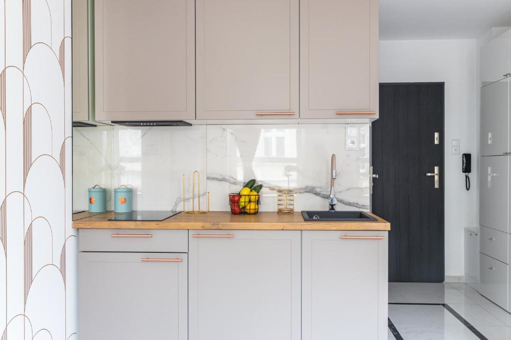 MOVEEN! Apartamenty Wrocław Nowoczesne studia z parkingiem! 10 min od centrum - 4