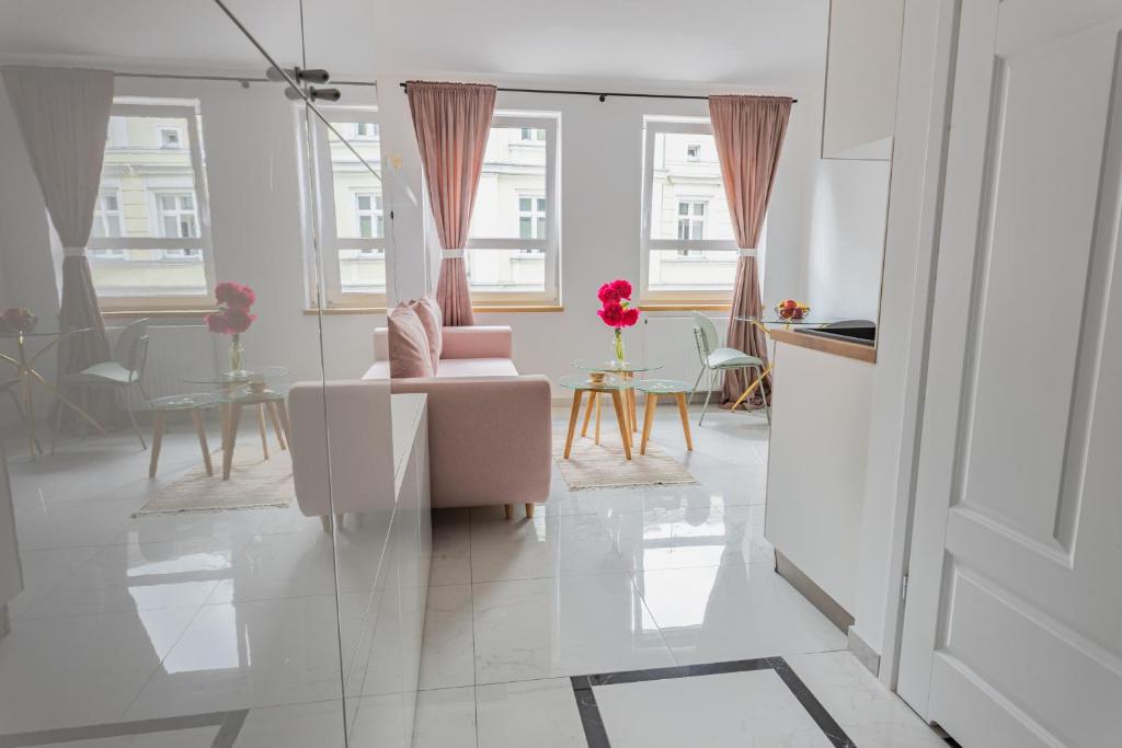 MOVEEN! Apartamenty Wrocław Nowoczesne studia z parkingiem! 10 min od centrum - 11